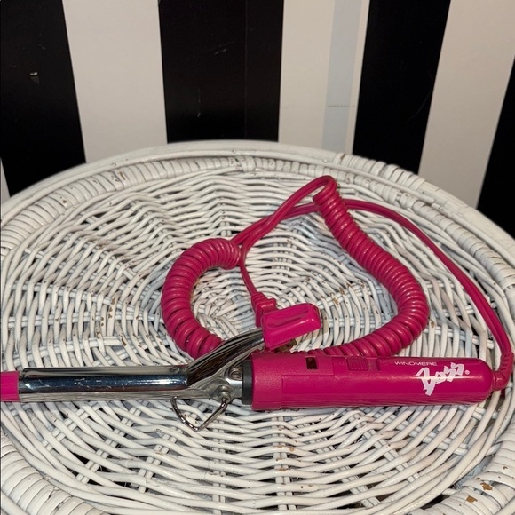 windmere boss Other - 1990s Y2K Retro Pink 1/2 Inch Skinny Curling Iron Windmere Boss